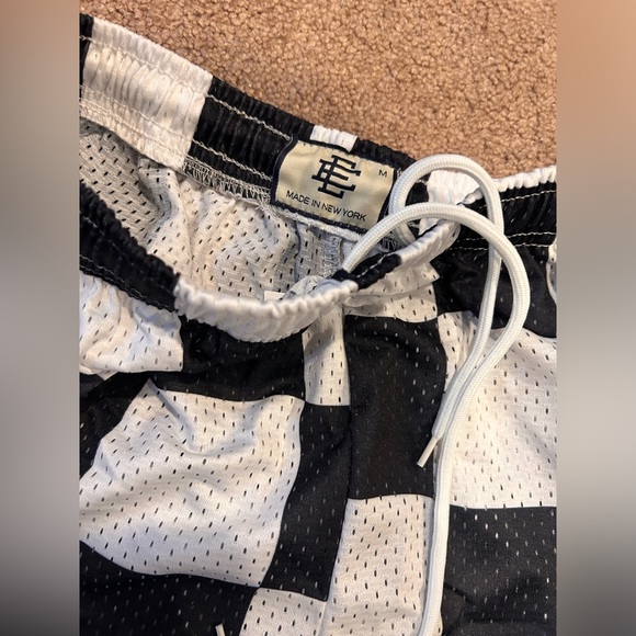 Eric Emanuel shorts size m (Black checkered or blue) - Picture 1 of 6
